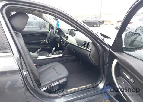 2018 BMW 320I z USA, uszkodzony, nr VIN WBA8E1G59JNU93478